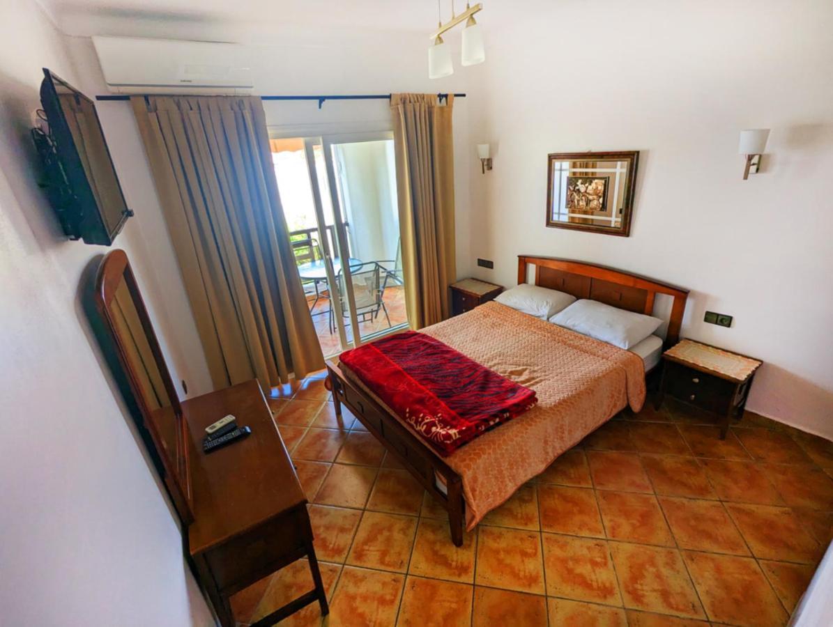 Mirador Golf Appart-Hotel Cabo Negro Exteriör bild