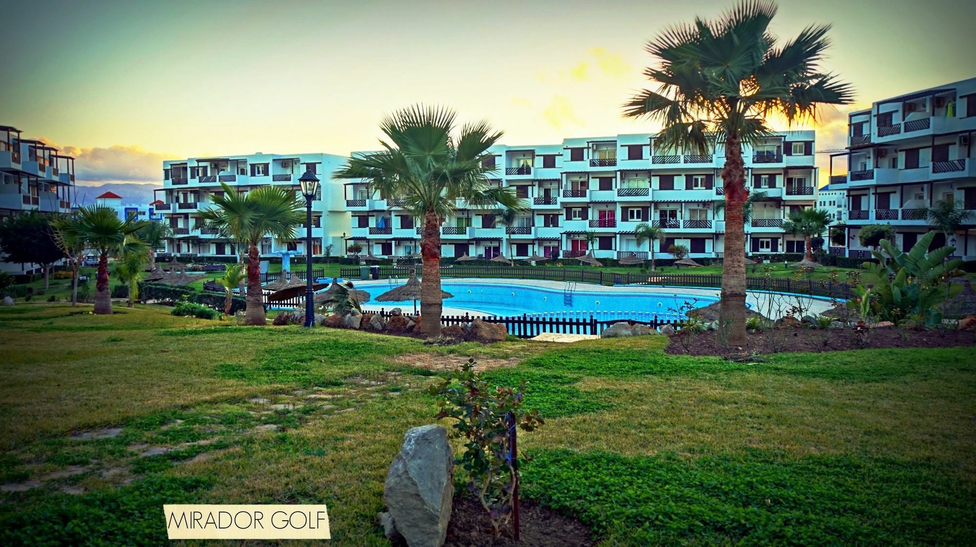 Mirador Golf Appart-Hotel Cabo Negro Exteriör bild